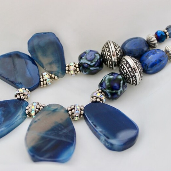 Flat Agate Stone Royal Blue Statement Necklace - Picture 4 of 7